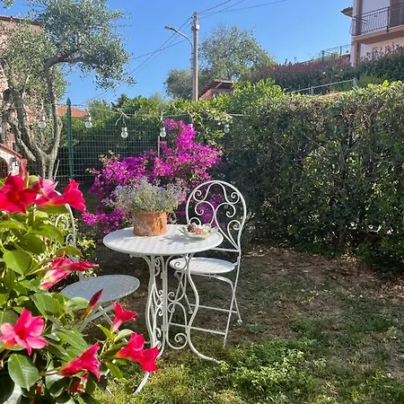 Annali - Shabby Style Nella Natura Semesterbostad *