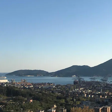 Annali - Shabby Style Nella Natura 別荘 ラ・スペツィア